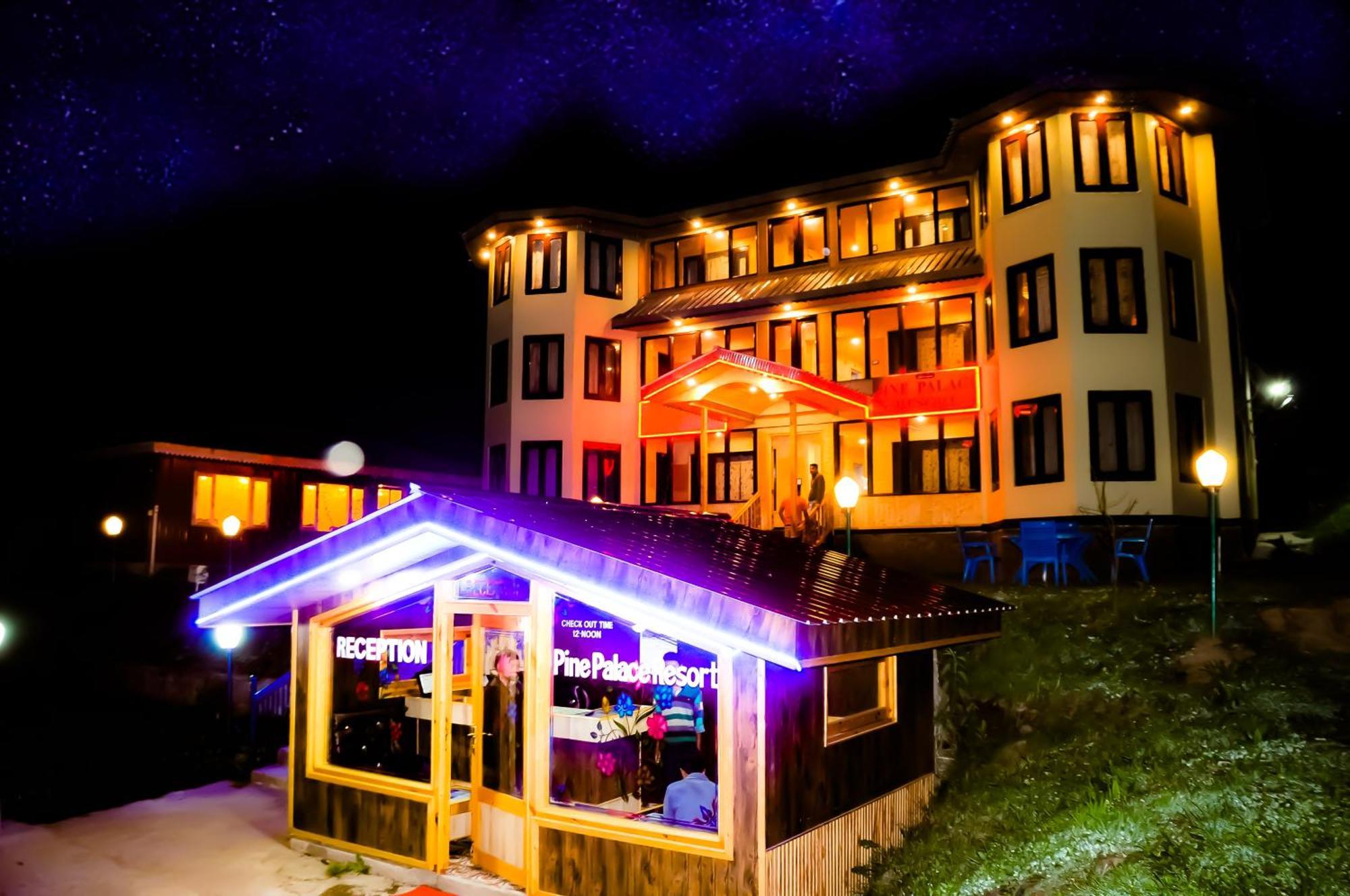 Pine Palace Resort Pahalgām Extérieur photo